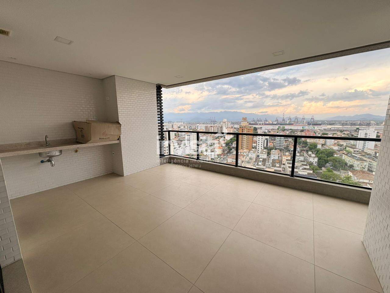 C&oacute;digo: 38196 R$ 1.450.000,00 Apartamento &agrave; venda no bairro Aparecida 120 m&sup2; 3 quartos 2 vagas - Santos