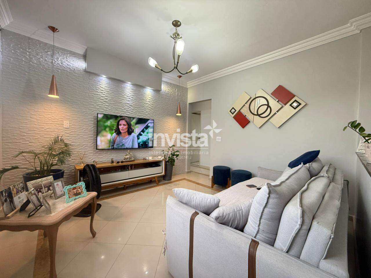 C&oacute;digo: 38410 R$ 850.000,00 Casa &agrave; venda no bairro Estu&aacute;rio 92 m&sup2; 3 quartos 2 vagas - Santos