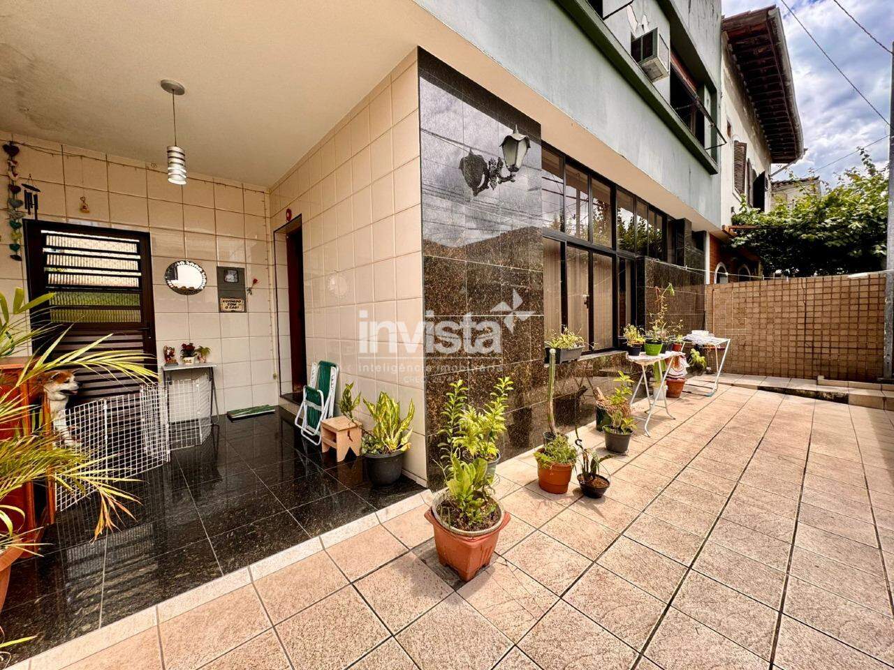 C&oacute;digo: 38962 R$ 1.800.000,00 Casa &agrave; venda no bairro Boqueir&atilde;o 140 m&sup2; 3 quartos 1 vaga - Santos