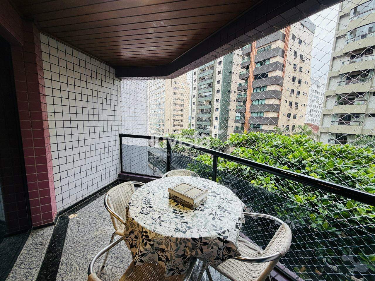 C&oacute;digo: 40618 R$ 1.200.000,00 Apartamento &agrave; venda no bairro Aparecida 118 m&sup2; 2 quartos 1 vaga - Santos