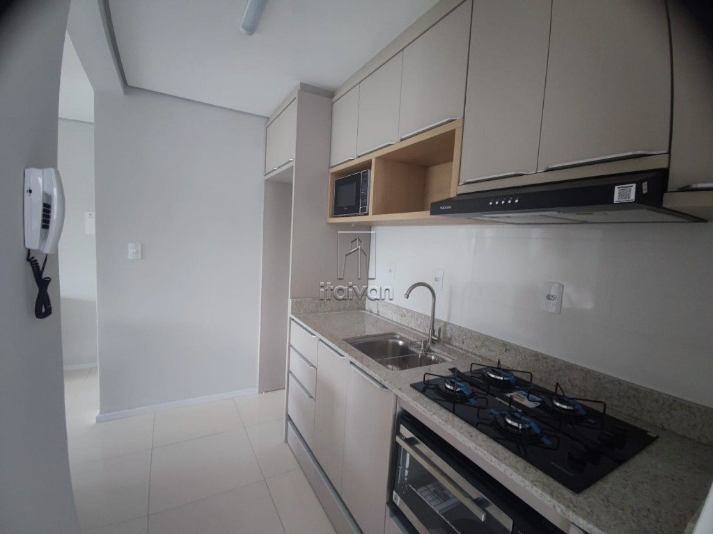 Apartamento para aluguel no Rau: 