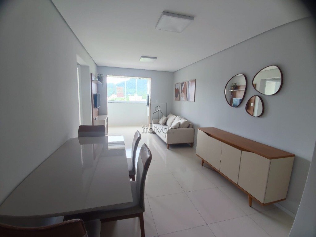 Apartamento para aluguel no Rau: 