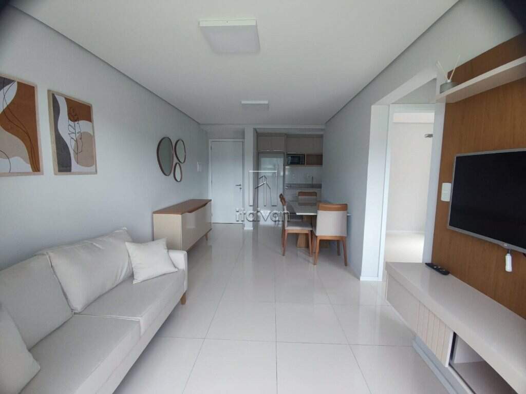 Apartamento para aluguel no Rau: 