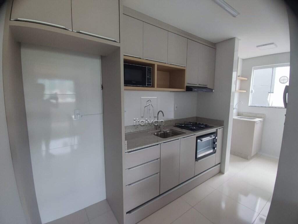 Apartamento para aluguel no Rau: 