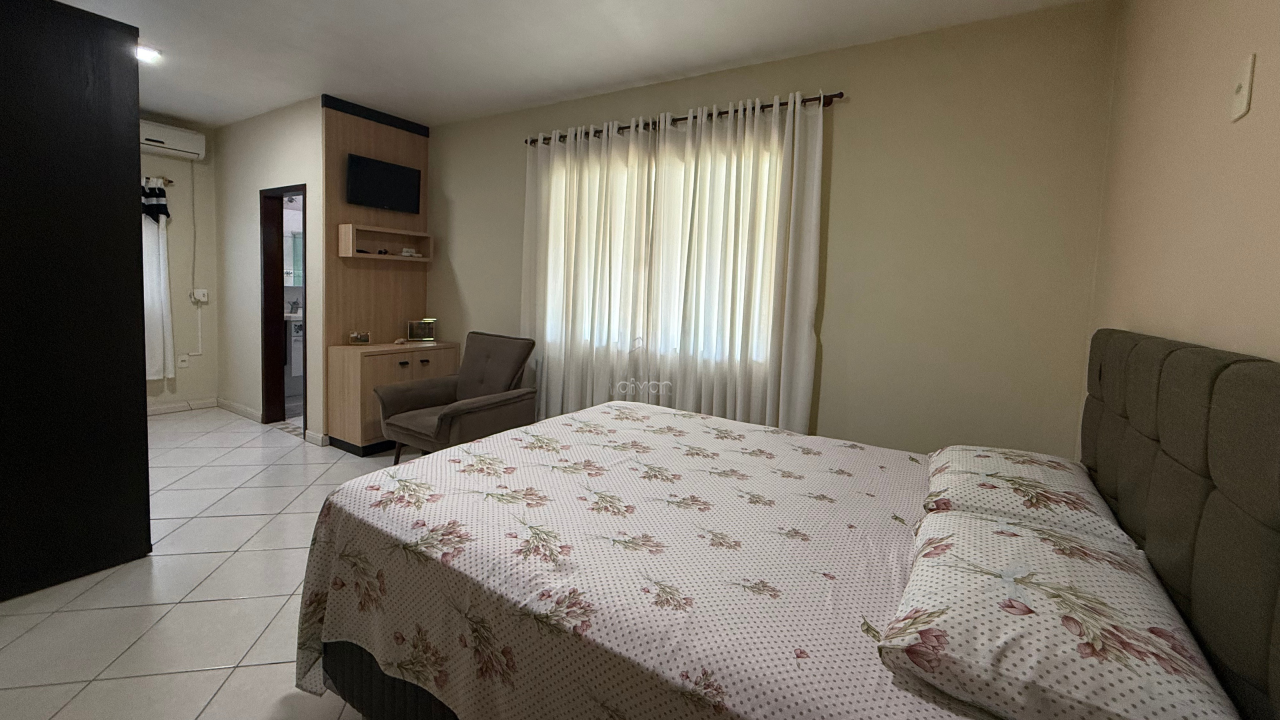 Casa à venda no Ilha Da Figueira: 