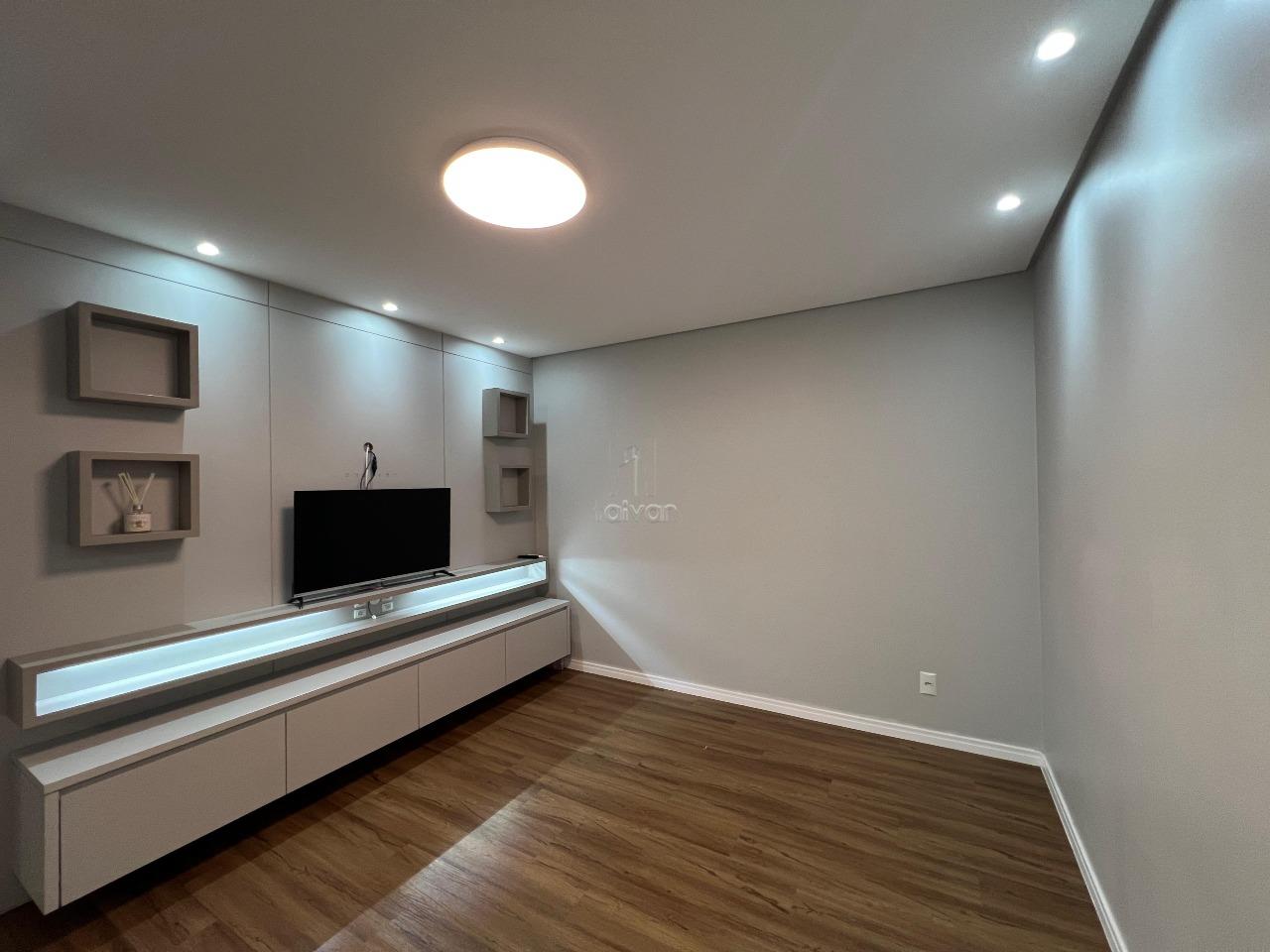 Apartamento à venda no Jaraguá Esquerdo: 