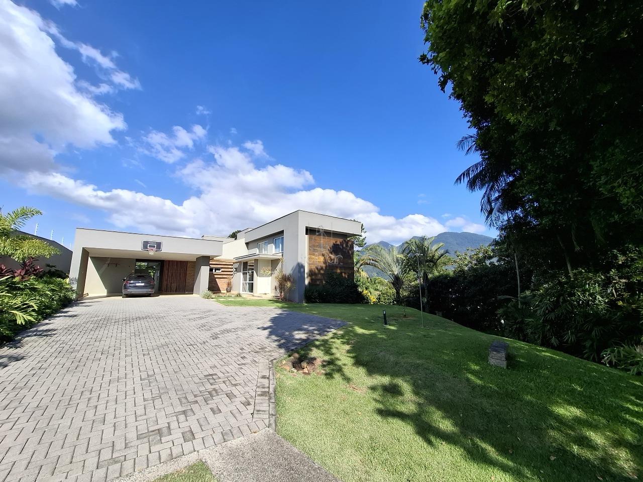 Casa para aluguel no Vila Baependi: 