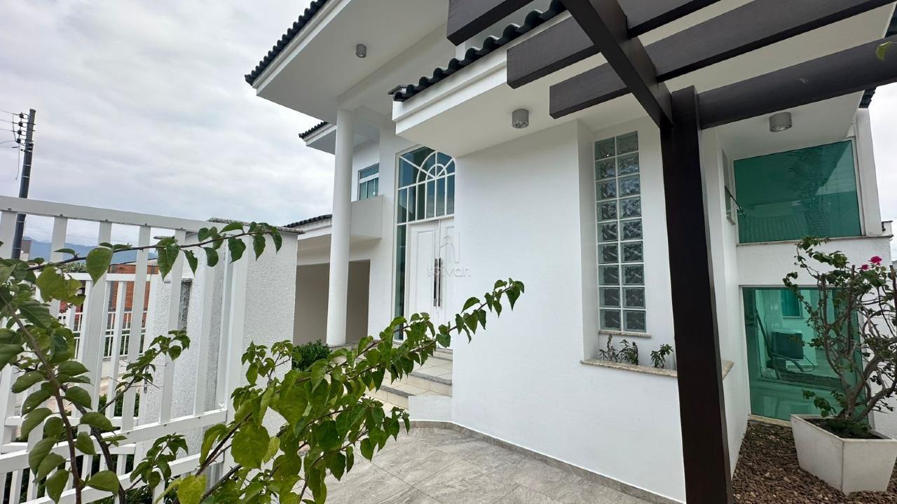 Casa à venda no Czerniewicz: 