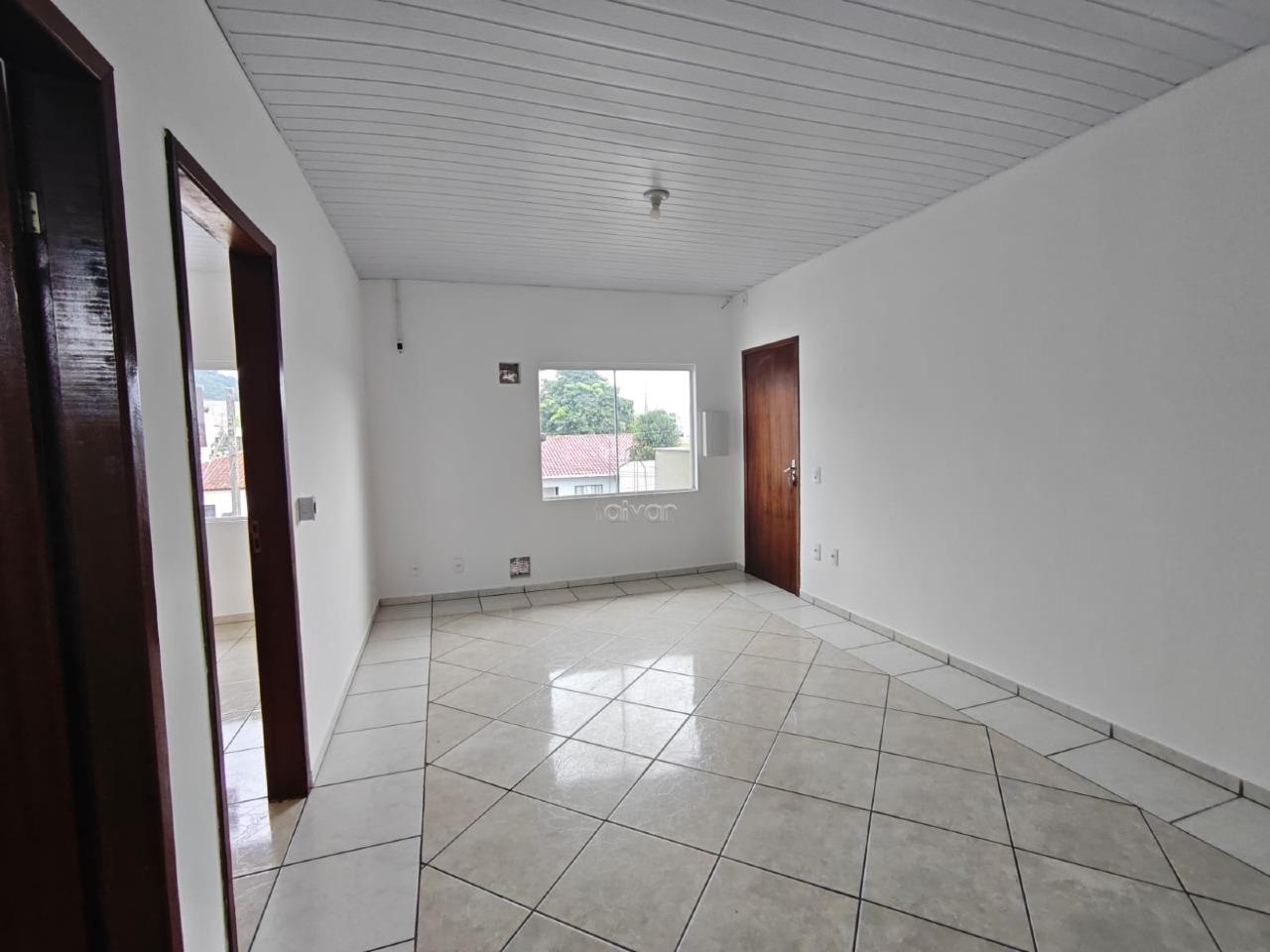 Apartamento para aluguel no Água Verde: 