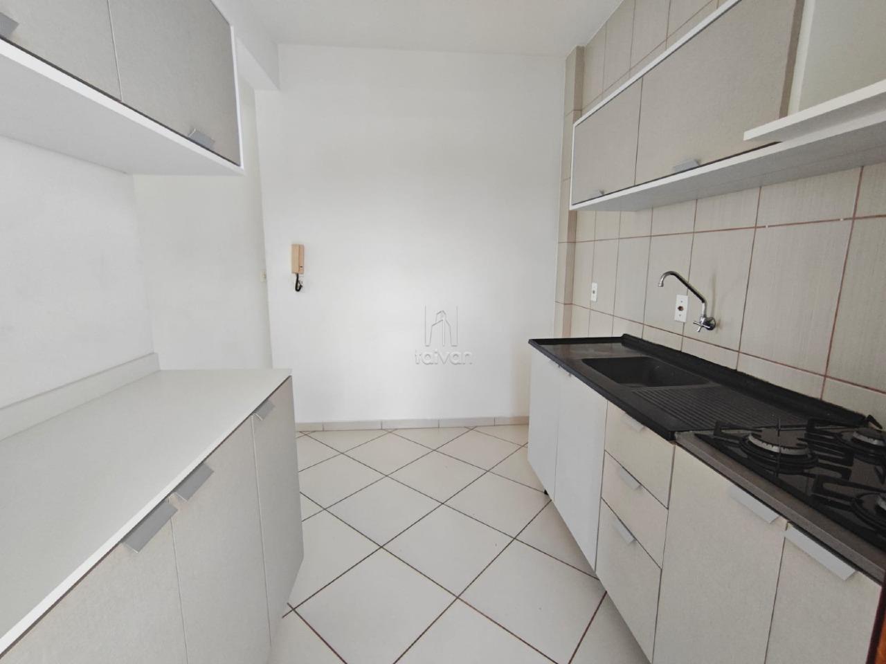 Apartamento para aluguel no Água Verde: 