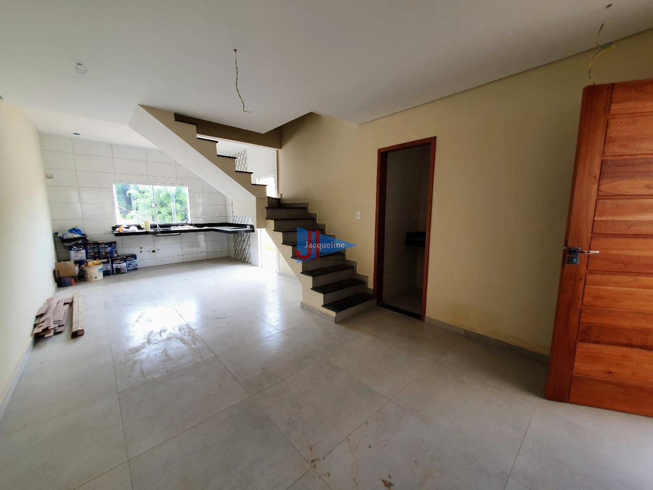 Casa à venda no Cachoeira: sala de estar integrada com jantar e cozinha