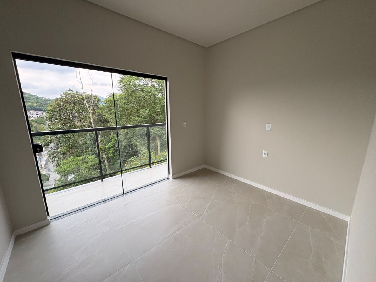  Geminado à venda no Tifa Martins: 