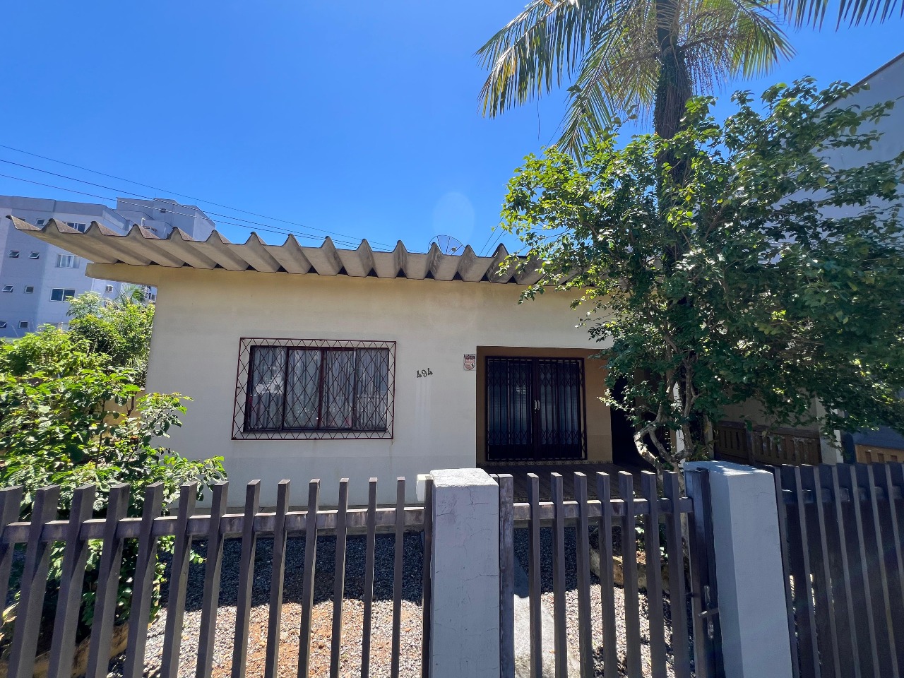 Casa à venda no Vila Lenzi: Casa/Fachada