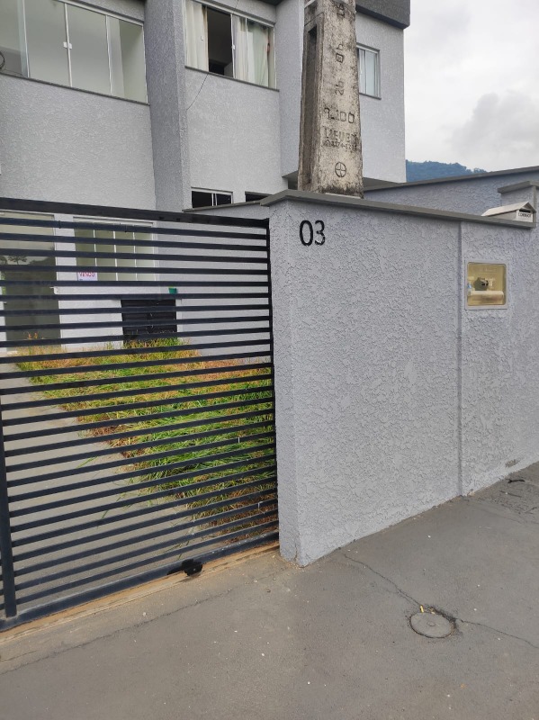  Geminado à venda no Barra do Rio Cerro: 