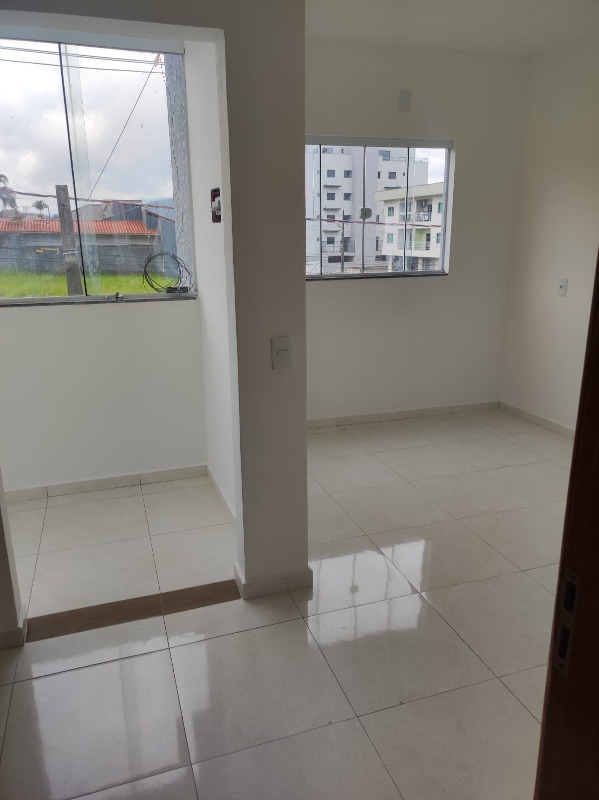  Geminado à venda no Barra do Rio Cerro: 