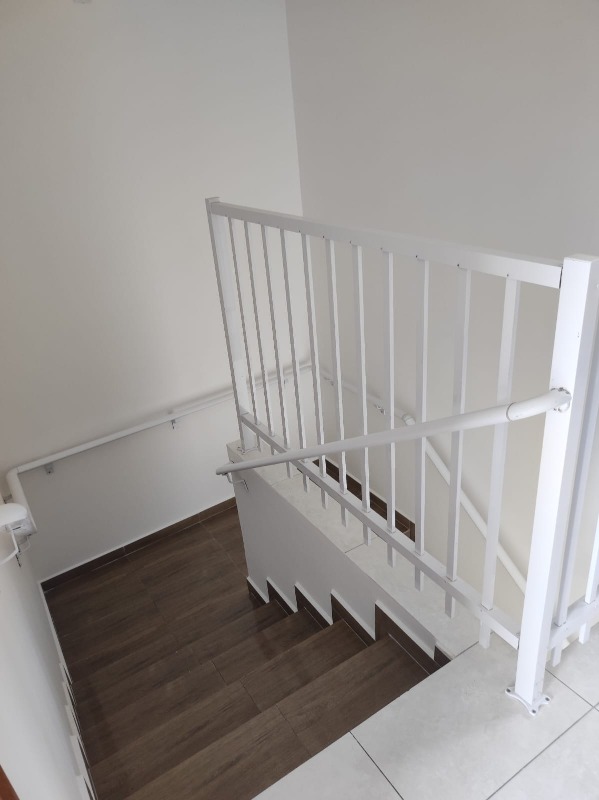  Geminado à venda no Barra do Rio Cerro: 