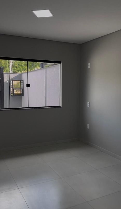  Geminado à venda no Bananal: 