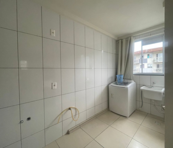 Apartamento para aluguel no Rau: 