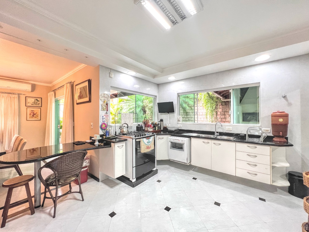 Casa à venda no Amizade: 