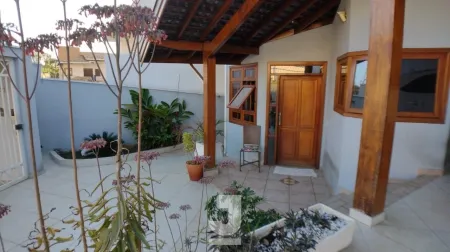 Casa para aluguel no bairro Alto Taquaral, em Campinas: 