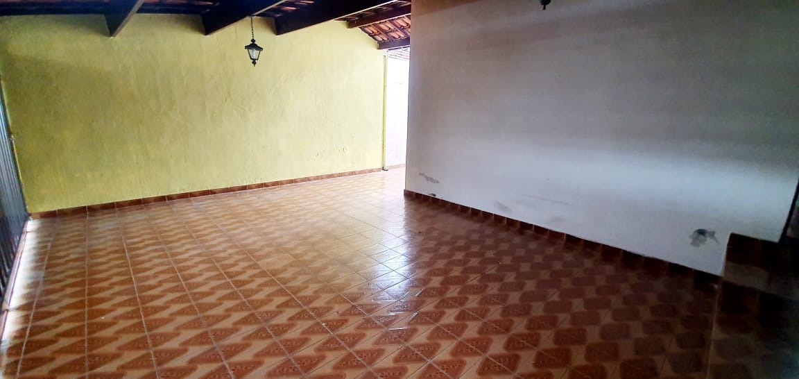 Sobrado à venda no Centro: Garagem