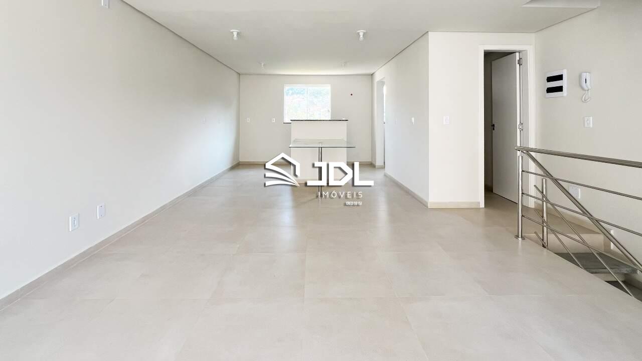 SOBRADO TRIPLEX EM CONDOMINIO COM PISCINA NO BAIRRO ÁGUA VERDE — foto 4