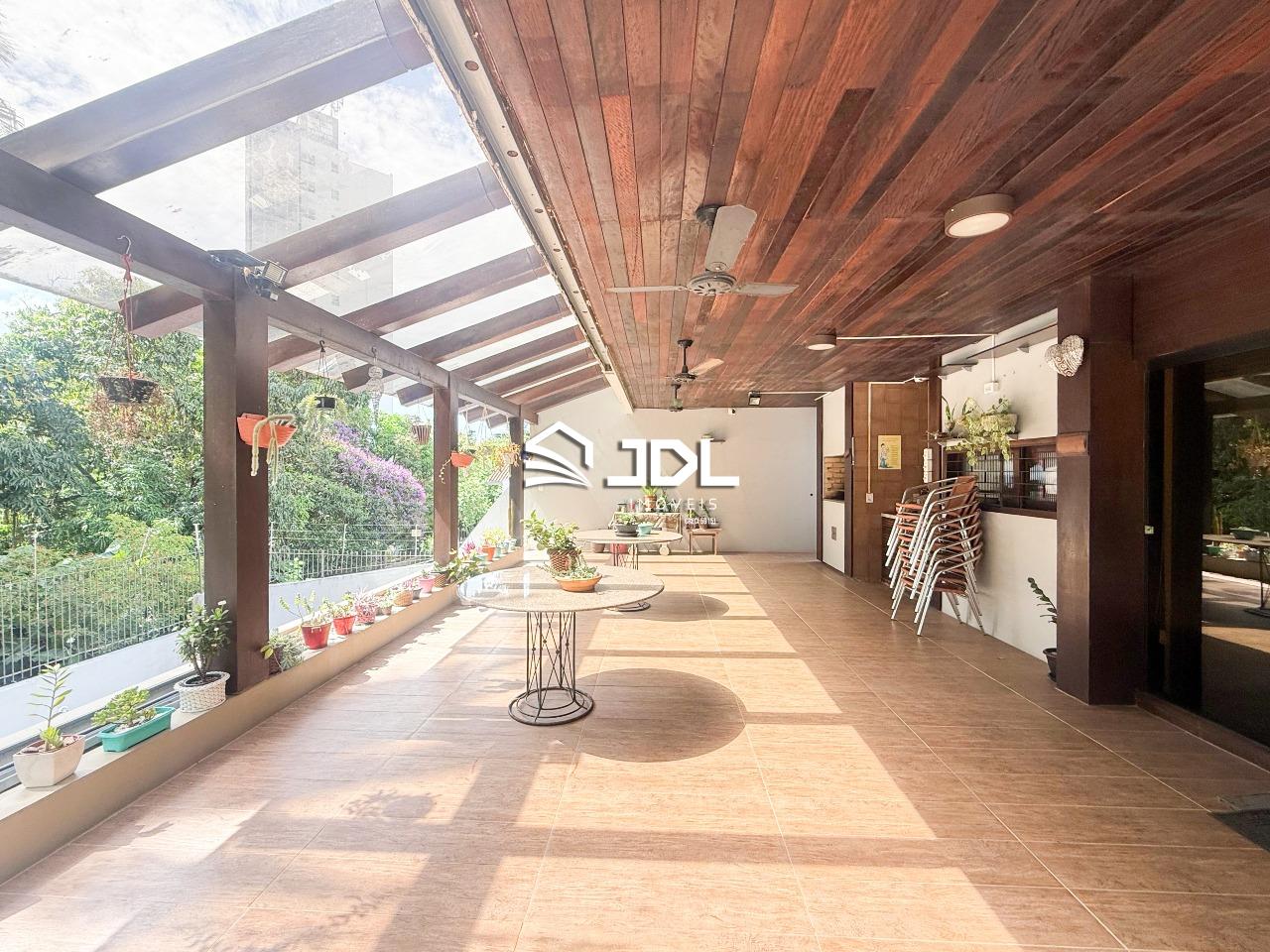 CASA NO CENTRO DE BLUMENAU — foto 6