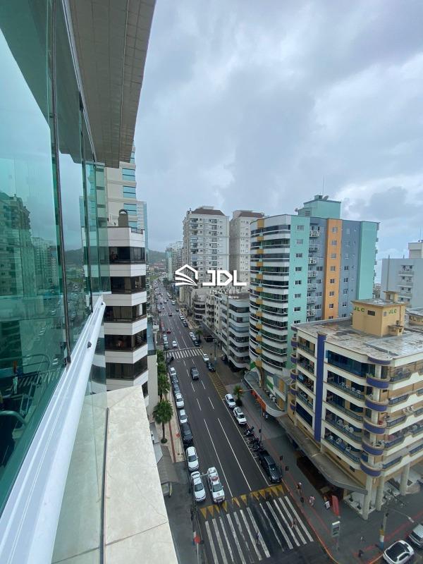 Apartamento à venda no bairro Meia Praia — foto 4