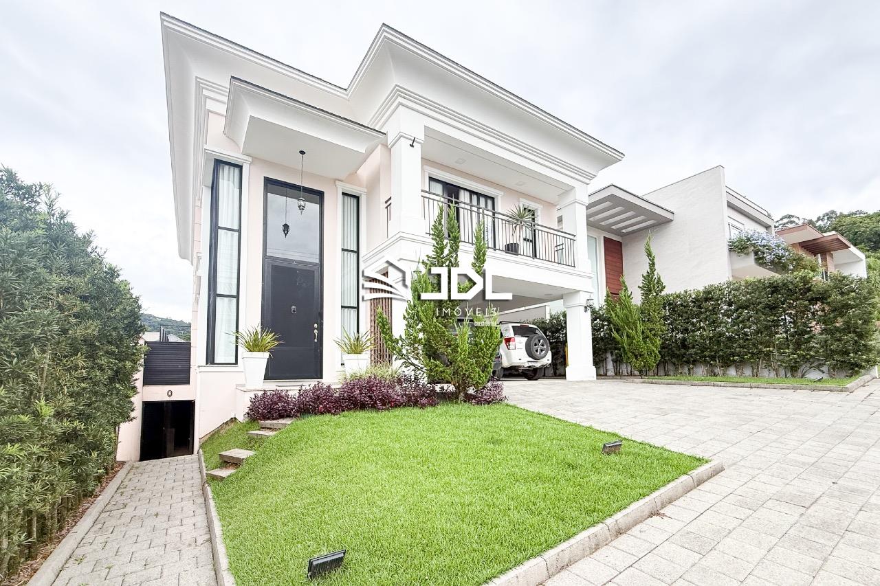 Casa à venda no bairro Itoupava Central - foto 1