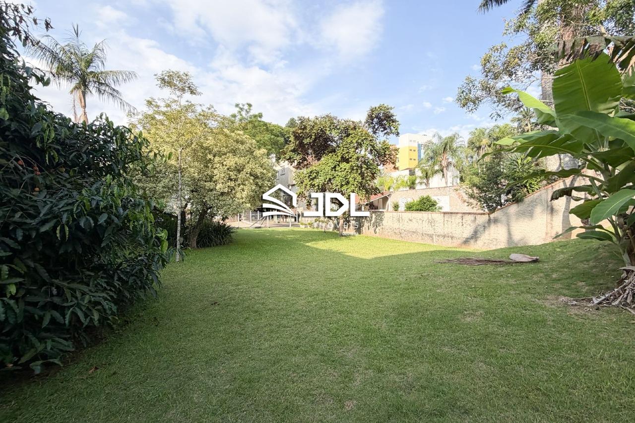 Investimento!! Terreno com excelente potencial com prédio ja pronto para rentabilidade com aluguel ou para empresa que precisa de amplo terreno! — foto 4