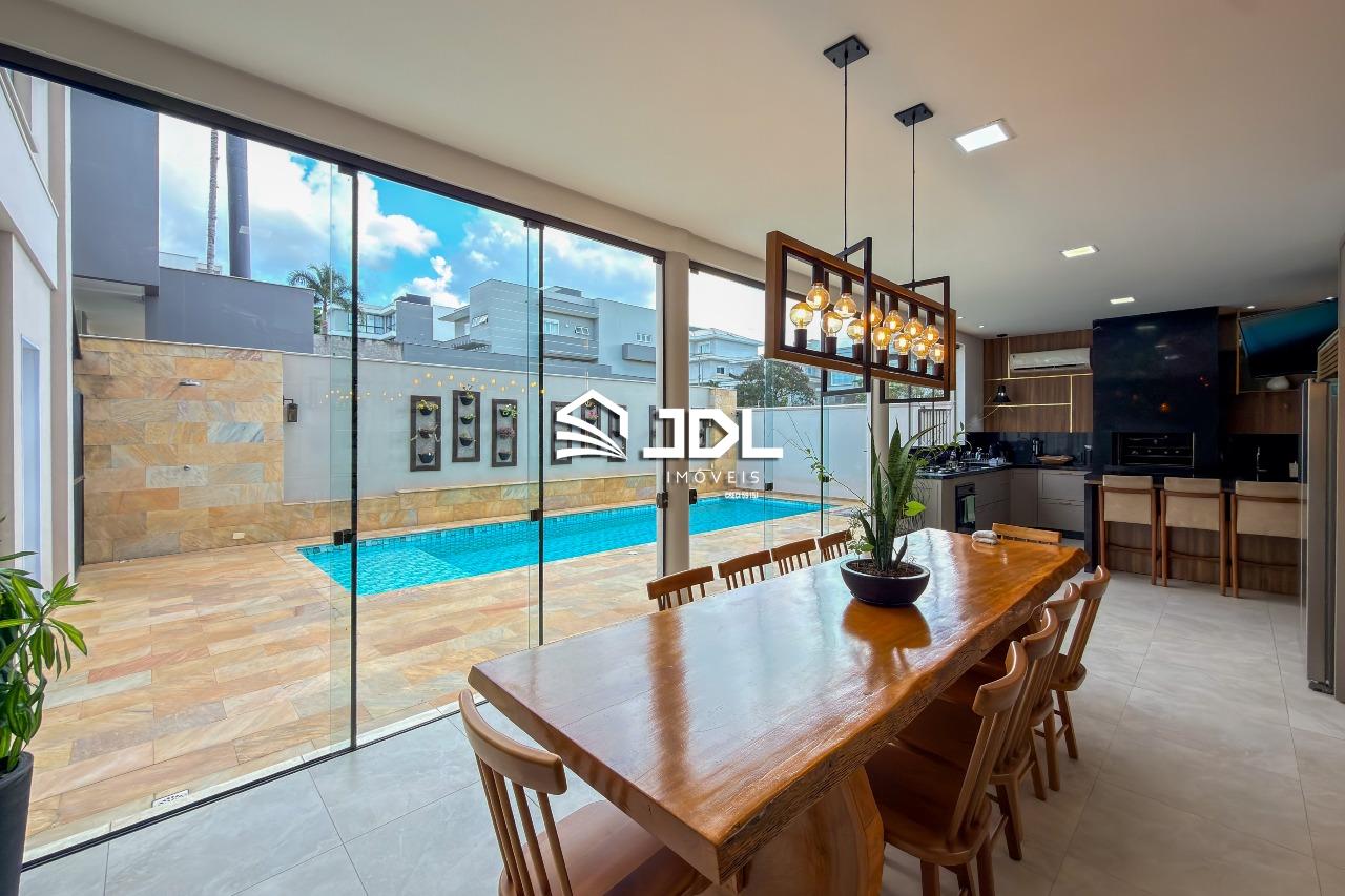 Casa de alto padrão à venda no Condomínio Golden Park - 3 suítes, elevador, piscina e área de lazer completa — foto 5