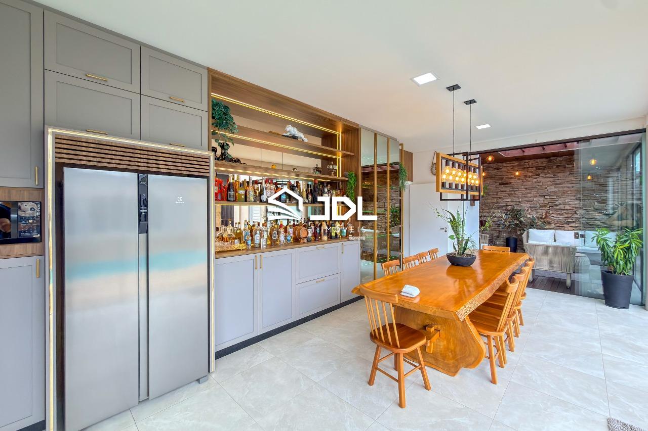 Casa de alto padrão à venda no Condomínio Golden Park - 3 suítes, elevador, piscina e área de lazer completa — foto 7