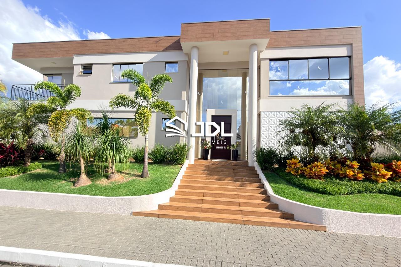 Casa de alto padrão à venda no Condomínio Golden Park - 3 suítes, elevador, piscina e área de lazer completa — foto 2