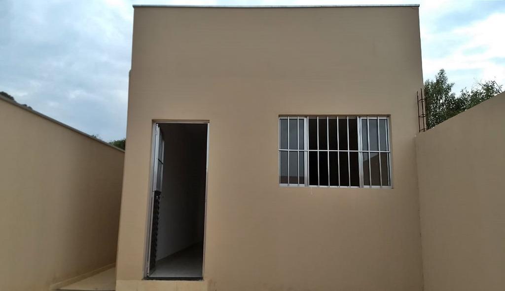 Casa para comprar, 2 quartos, 1 suíte, 1 vaga, no bairro Santa Luzia em Charqueada - SP