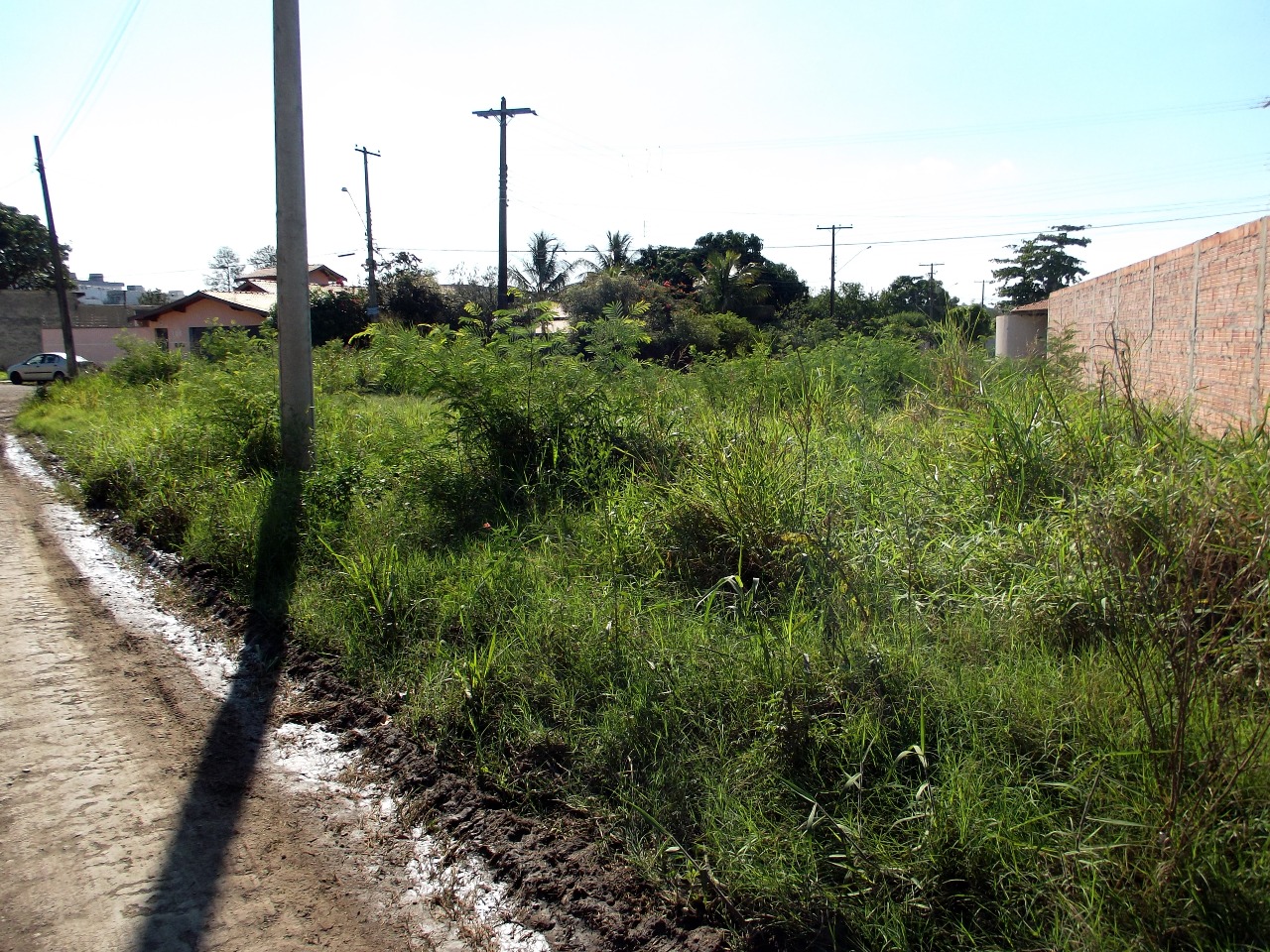 Terreno à venda, no bairro Ondas em Piracicaba - SP