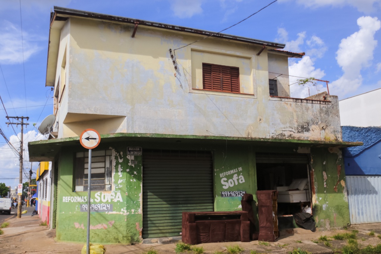 Casa Comercial à venda, 2 quartos, 2 vagas, no bairro Paulicéia em Piracicaba - SP