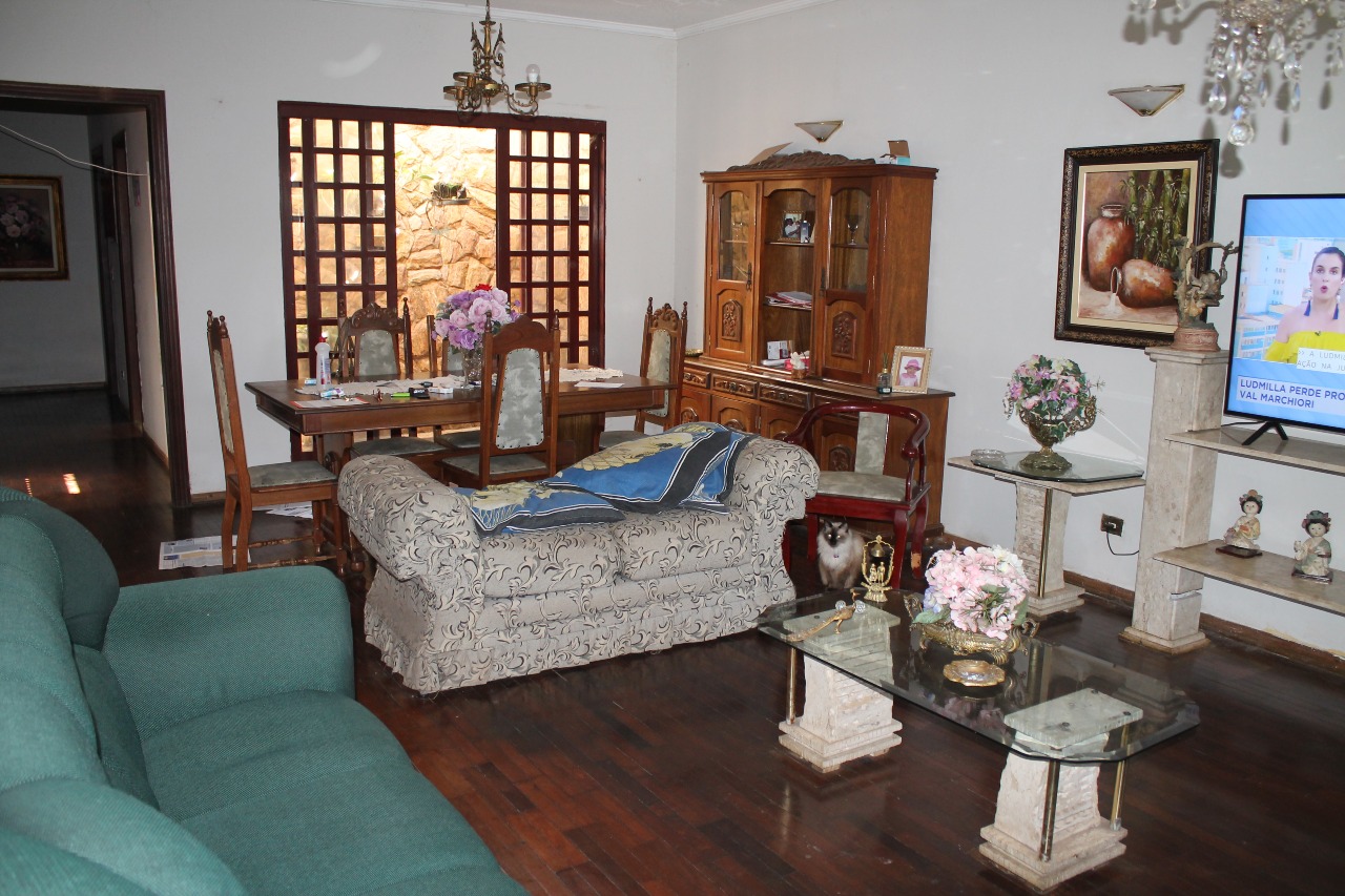 Casa à venda, 3 quartos, sendo 1 suíte, 3 vagas, no bairro Morumbi em Piracicaba - SP