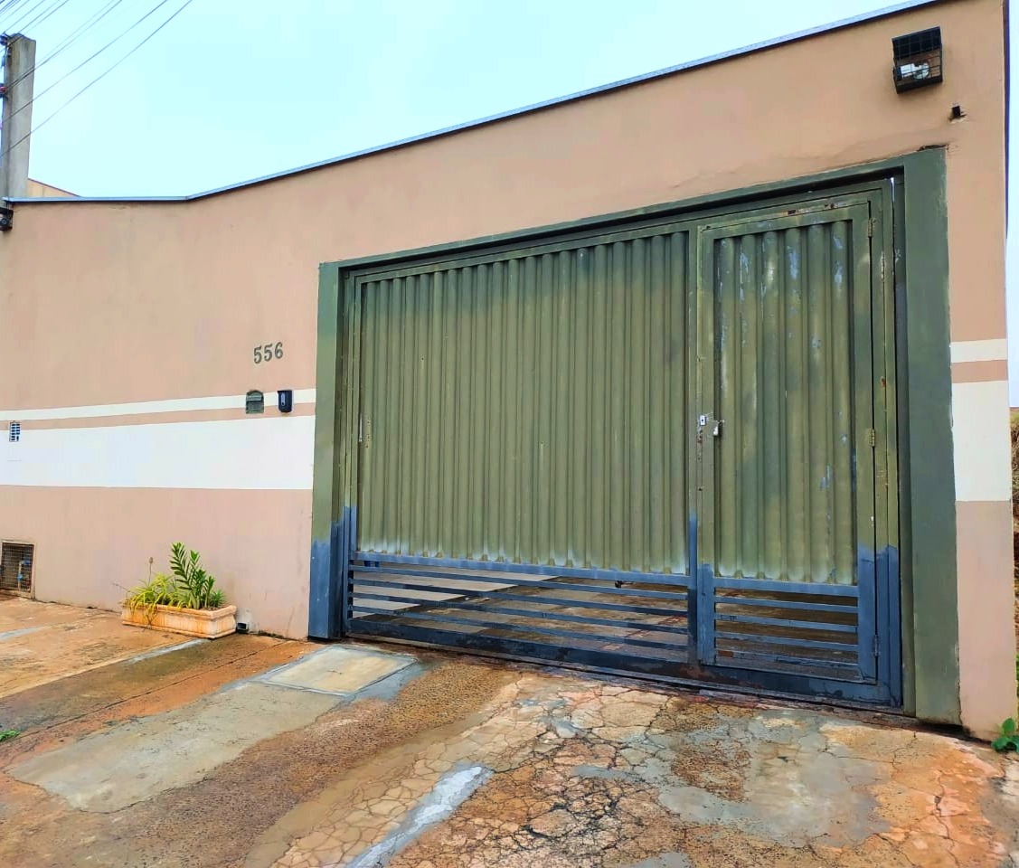 Casa para comprar, 2 quartos, 3 vagas, no bairro Residencial São Pedro em Rio das Pedras - SP
