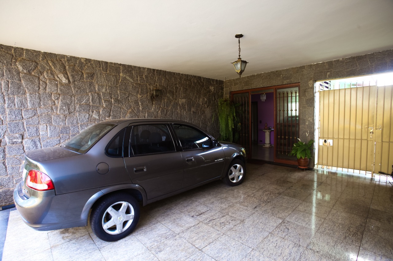 Casa para comprar, 5 quartos, 1 suíte, 5 vagas, no bairro Centro em Piracicaba - SP