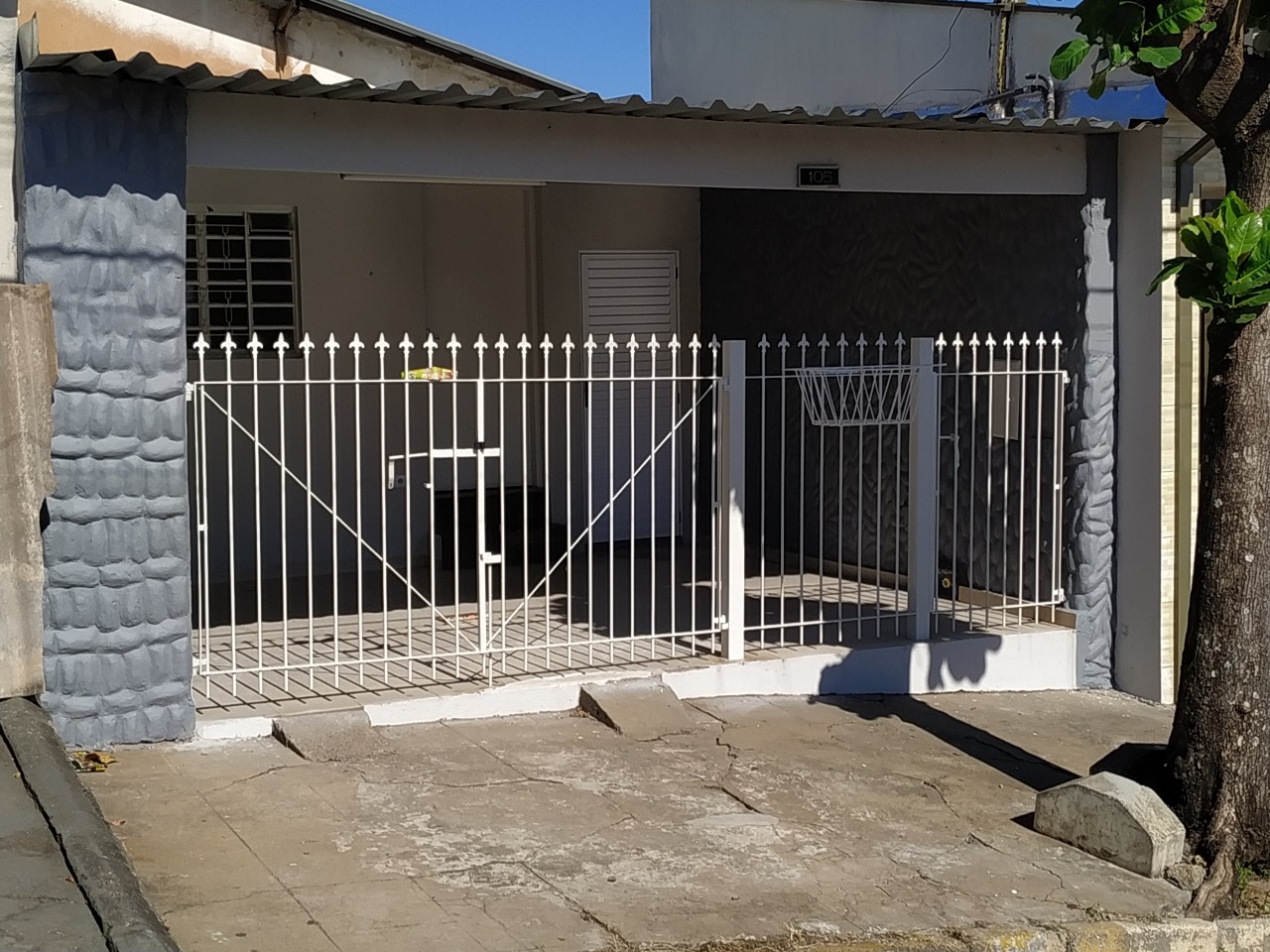 Casa à venda, 2 quartos, no bairro Jardim Santo Antônio em Rio das Pedras - SP