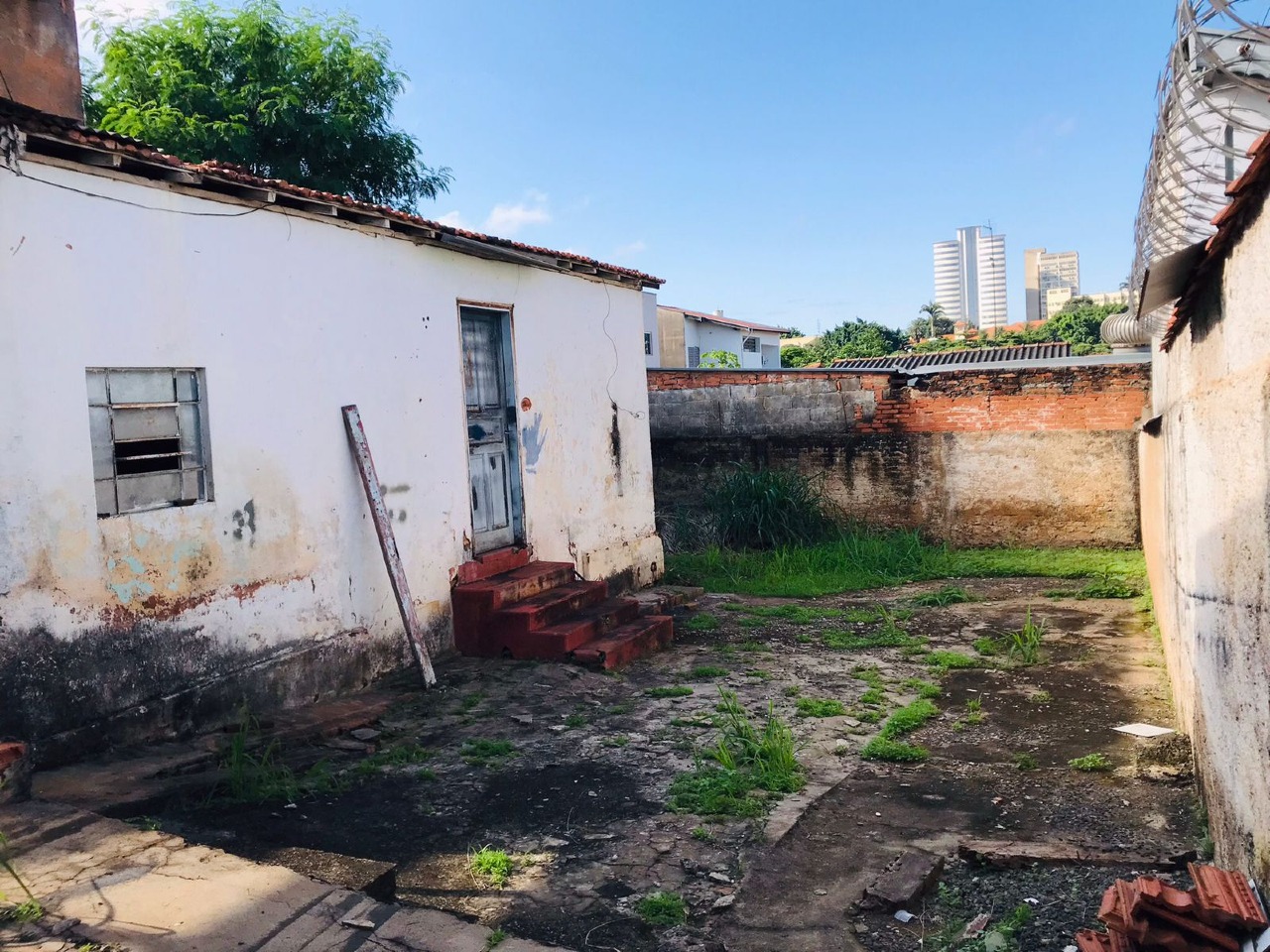 Terreno à venda, no bairro Cidade Alta em Piracicaba - SP