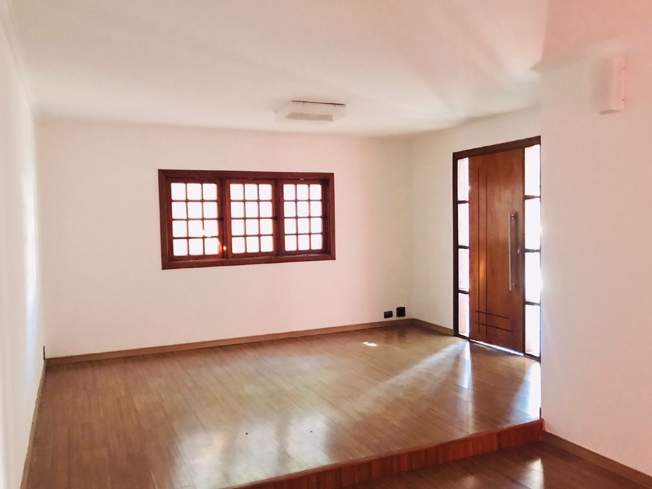 Casa à venda, 3 quartos, 1 suíte, no bairro Castelinho em Piracicaba - SP