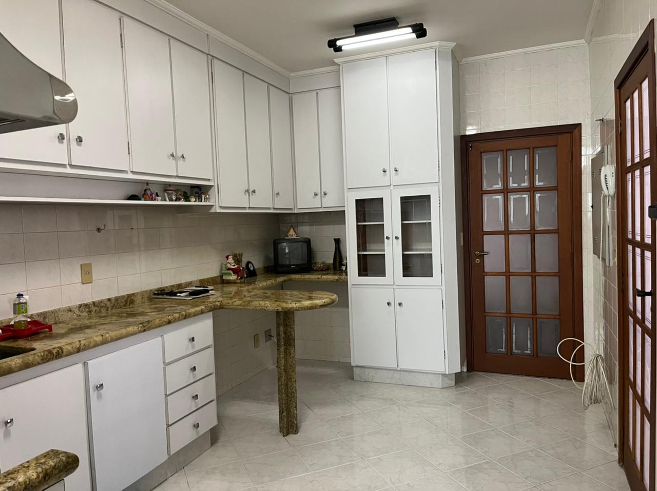 Apartamento à venda, 3 quartos, 1 suíte, 1 vaga, no bairro Cidade Alta em Piracicaba - SP