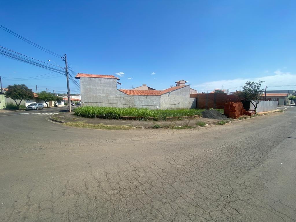 Terreno à venda, no bairro Parque Conceição II em Piracicaba - SP