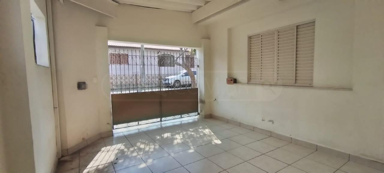 Casa à venda, 3 quartos, sendo 1 suíte, 1 vaga, no bairro Vila Independência em Piracicaba - SP