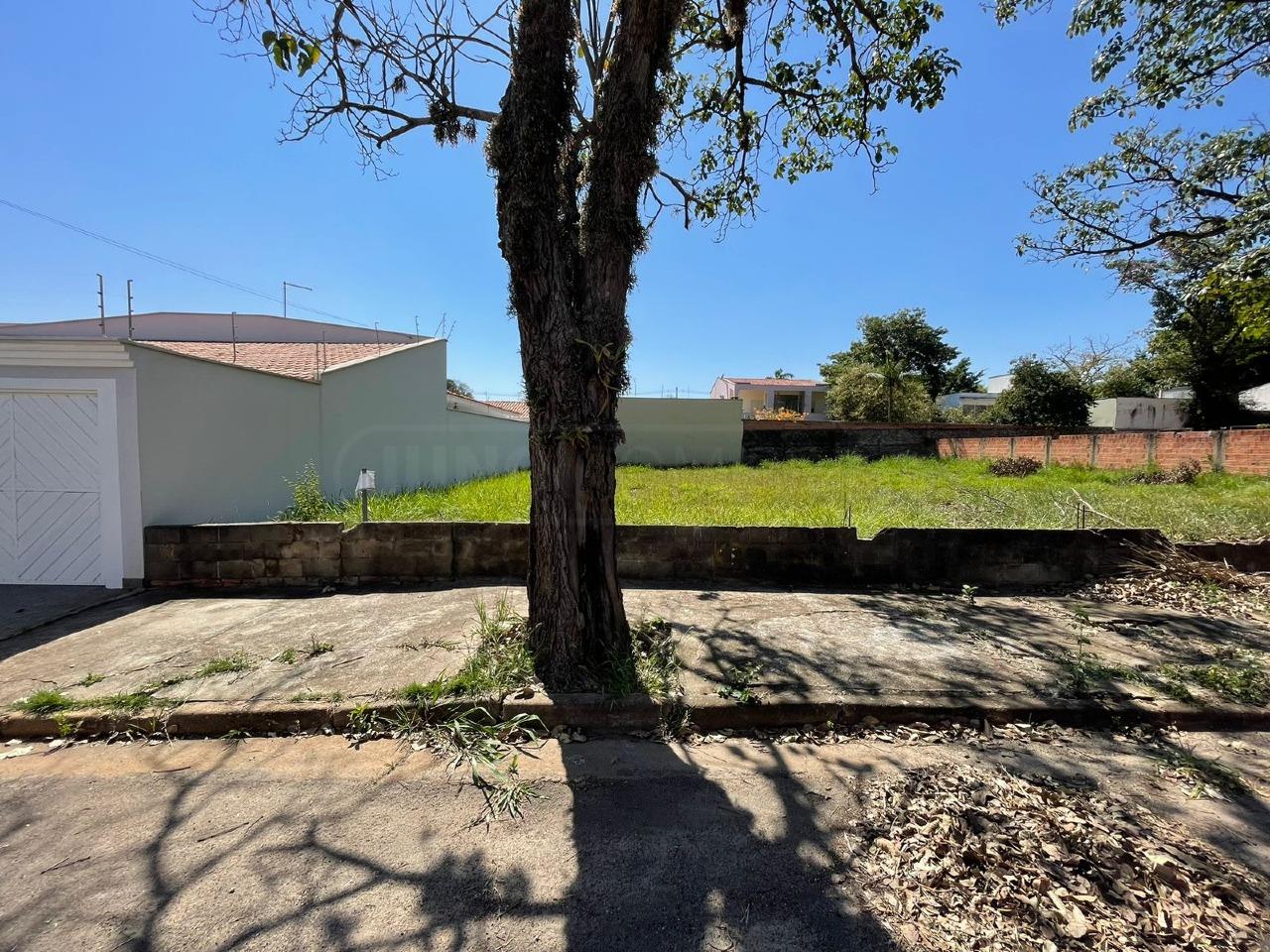 Terreno à venda, no bairro Nova Piracicaba em Piracicaba - SP