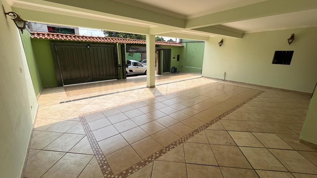 Casa Residencial para aluguel, 3 quartos, 1 vaga, Parque