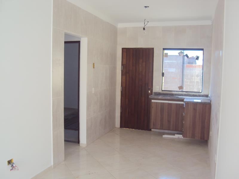 Casa para comprar, 2 quartos, 2 vagas, no bairro Iaa em Piracicaba - SP