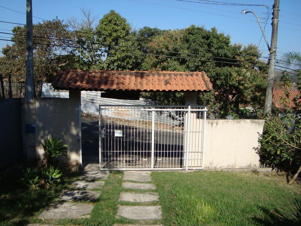 Chácara à venda, 2 quartos, 3 vagas, no bairro Centro em Charqueada - SP
