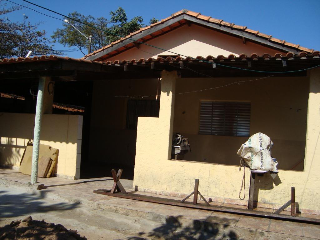 Chácara à venda, 2 quartos, 3 vagas, no bairro Centro em Charqueada - SP
